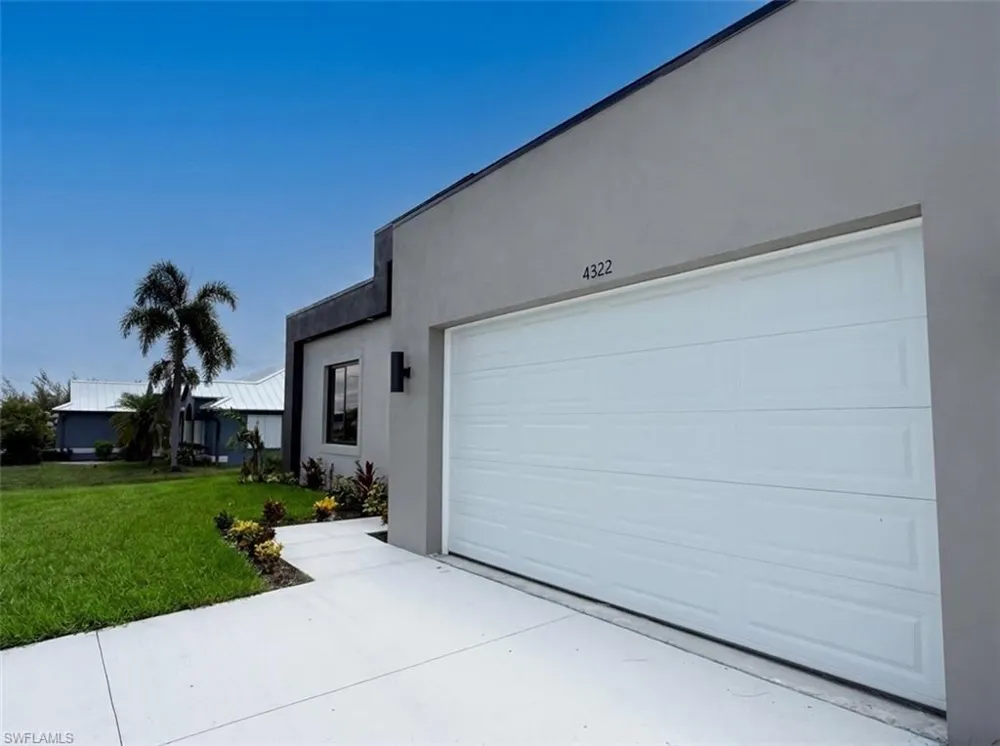 4322 Kismet Parkway W Cape Coral, FL 33993