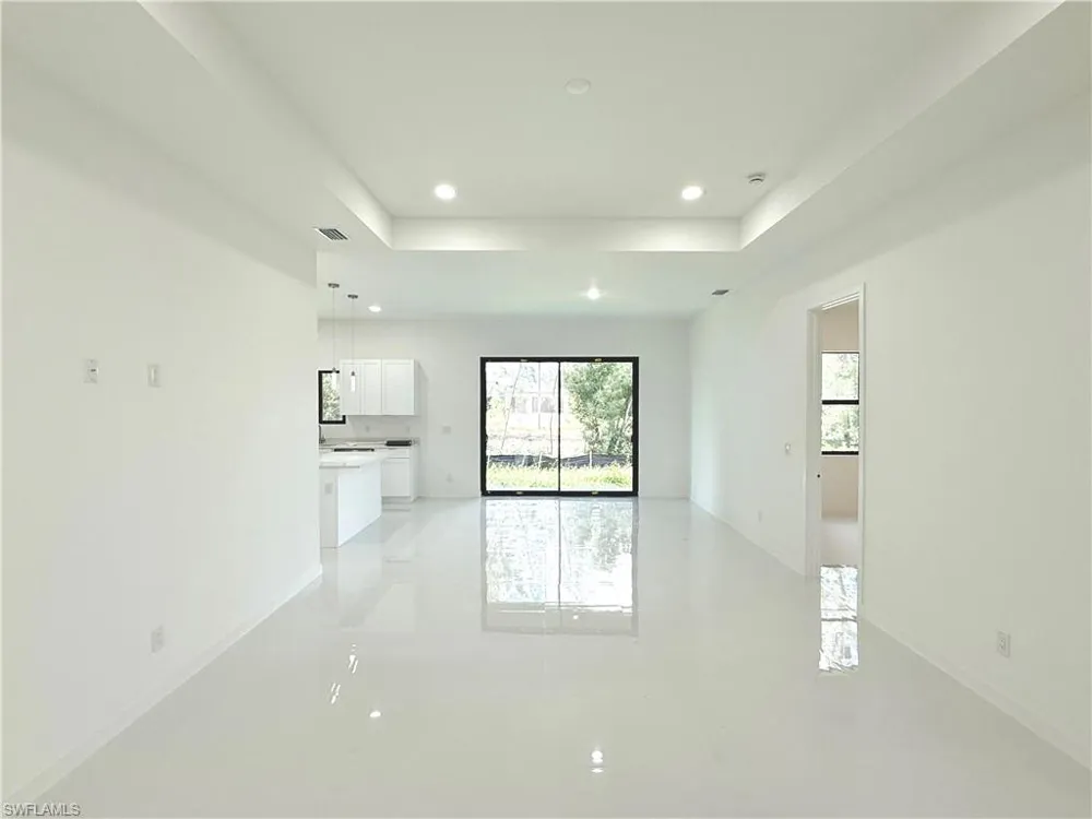 4322 Kismet Parkway W Cape Coral, FL 33993