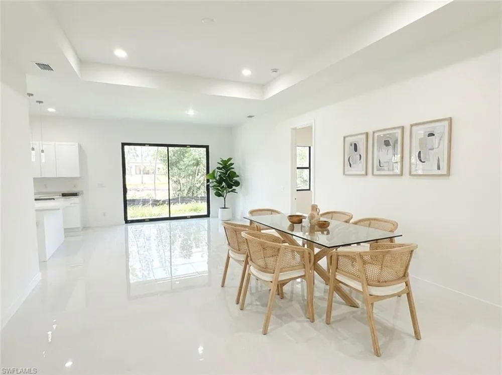 4322 Kismet Parkway W Cape Coral, FL 33993