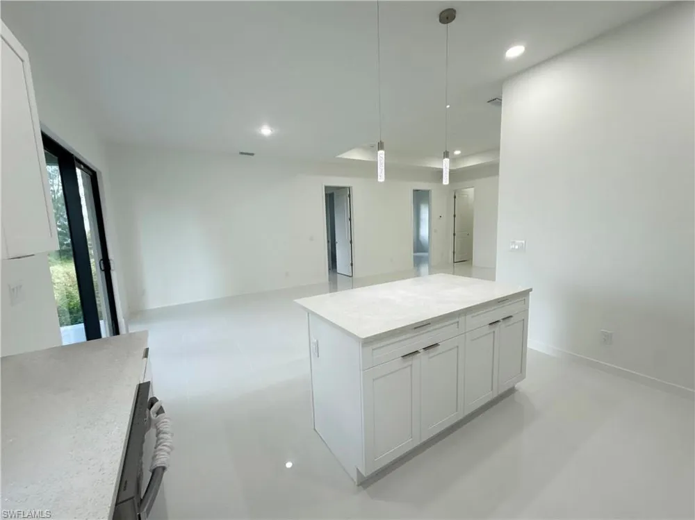 4322 Kismet Parkway W Cape Coral, FL 33993
