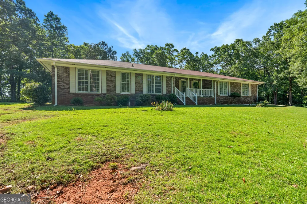 5023 Veterans Memorial PKWY Lanett, AL 36863