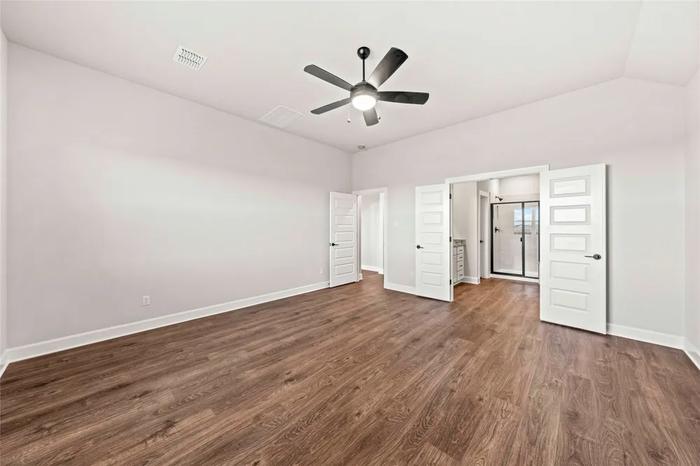 521 W Luna Blue Lane Jarrell, TX 76537