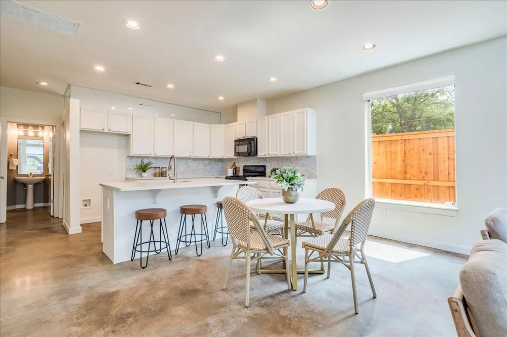 2811 Hardeman Street #B Austin, TX 78704
