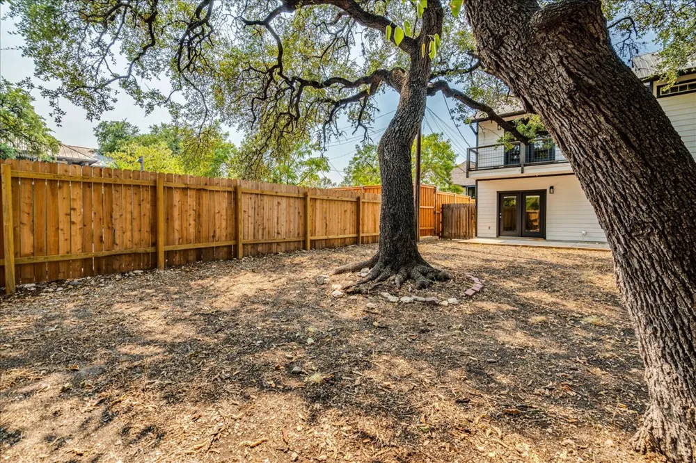 2811 Hardeman Street #B Austin, TX 78704