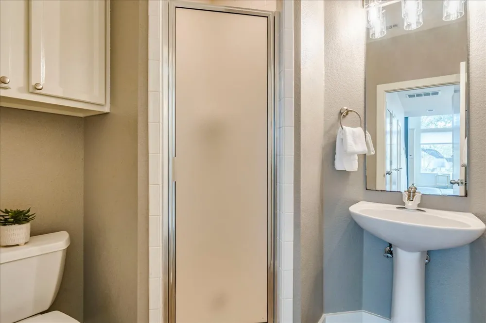 2811 Hardeman Street #B Austin, TX 78704