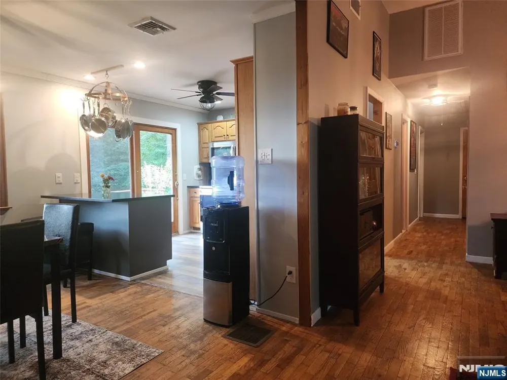 11 Hillsdale Drive Sussex, NJ 07461