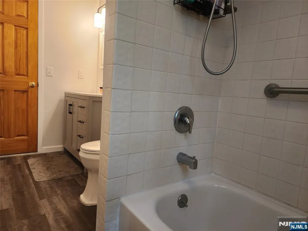 11 Hillsdale Drive Sussex, NJ 07461