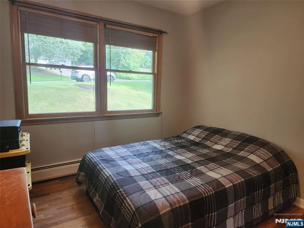 11 Hillsdale Drive Sussex, NJ 07461