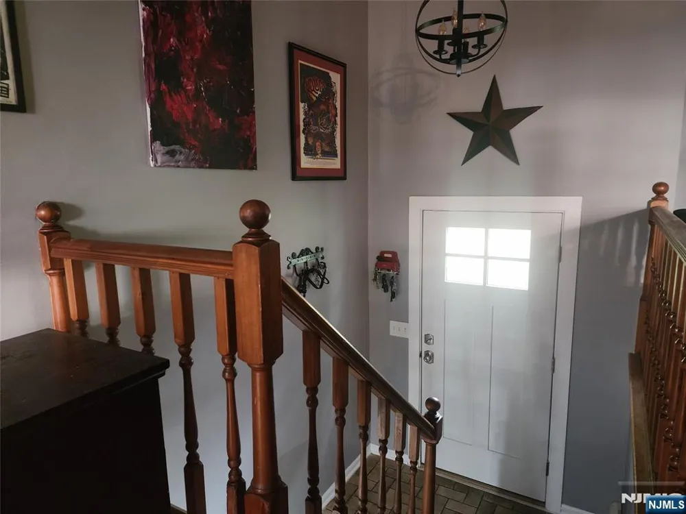 11 Hillsdale Drive Sussex, NJ 07461
