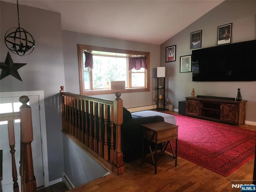 11 Hillsdale Drive Sussex, NJ 07461
