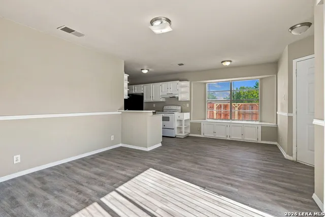 9602 Vale San Antonio, TX 78245