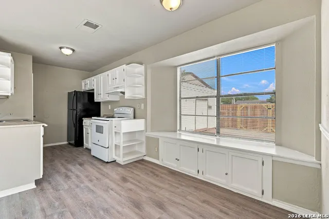 9602 Vale San Antonio, TX 78245
