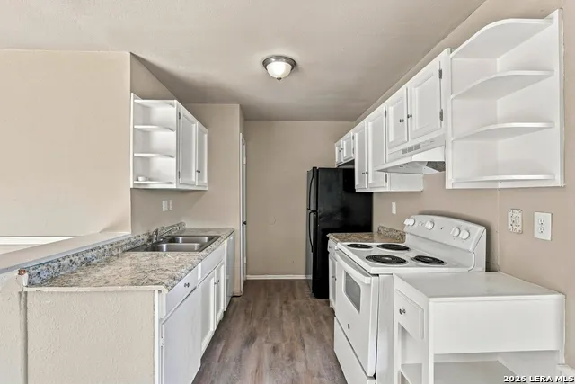 9602 Vale San Antonio, TX 78245
