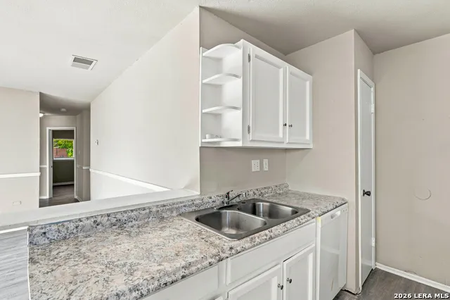 9602 Vale San Antonio, TX 78245