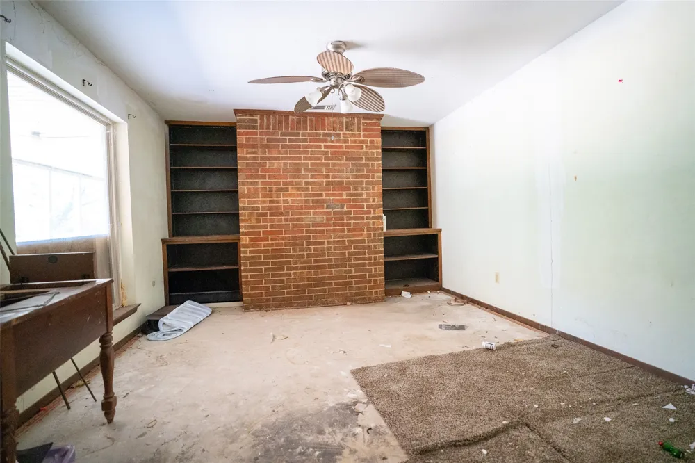 201 SHILOH Sulphur Springs, TX 75482