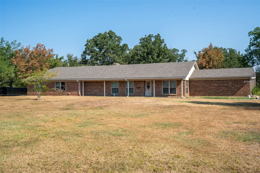 201 SHILOH Sulphur Springs, TX 75482