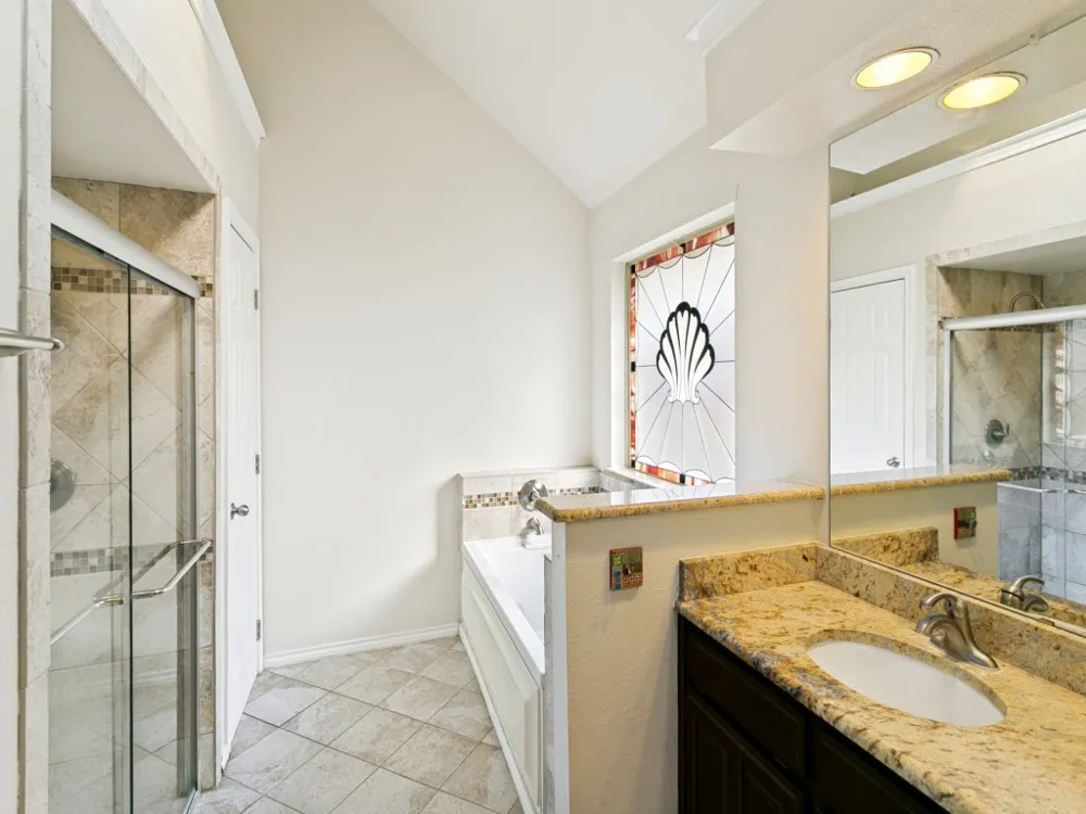 10228 Fieldcrest Drive Benbrook, TX 76126