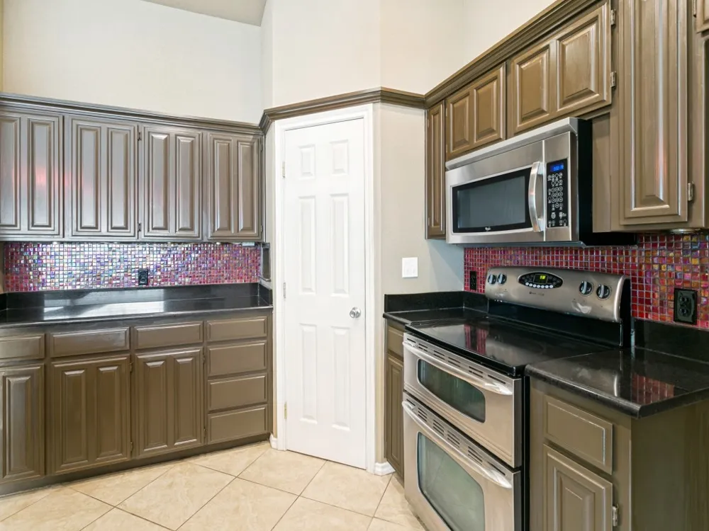 10228 Fieldcrest Drive Benbrook, TX 76126