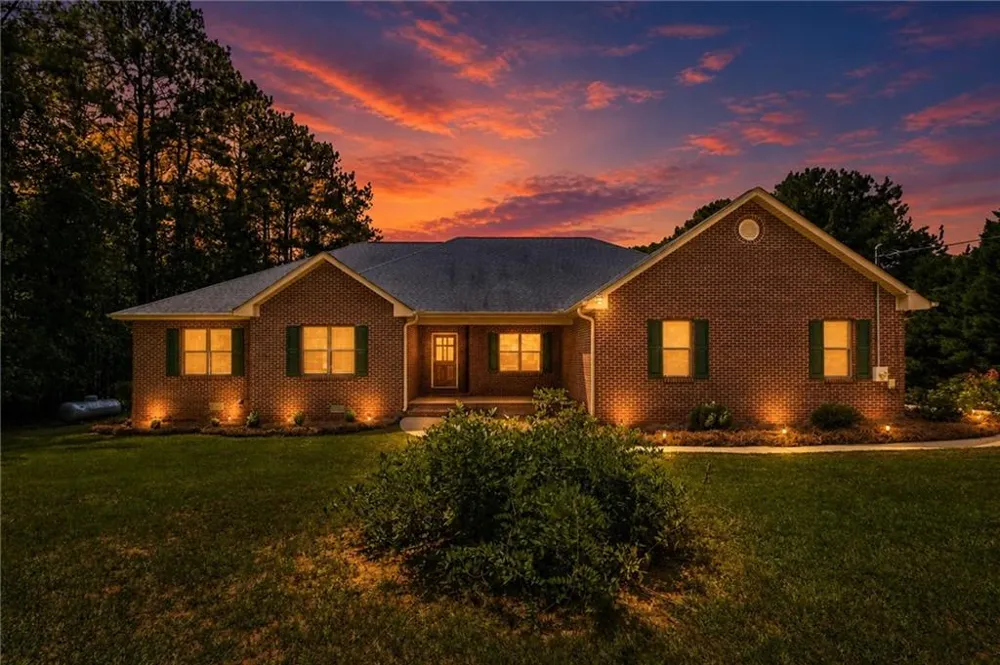 2762 Lester Mill Road Locust Grove, GA 30248