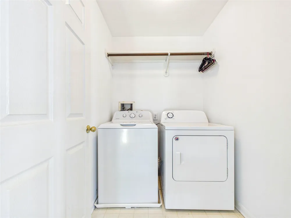 3006 Bay Breeze Drive Dickinson, TX 77539