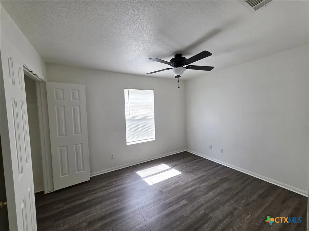 2402 Mikulec Drive Killeen, TX 76542