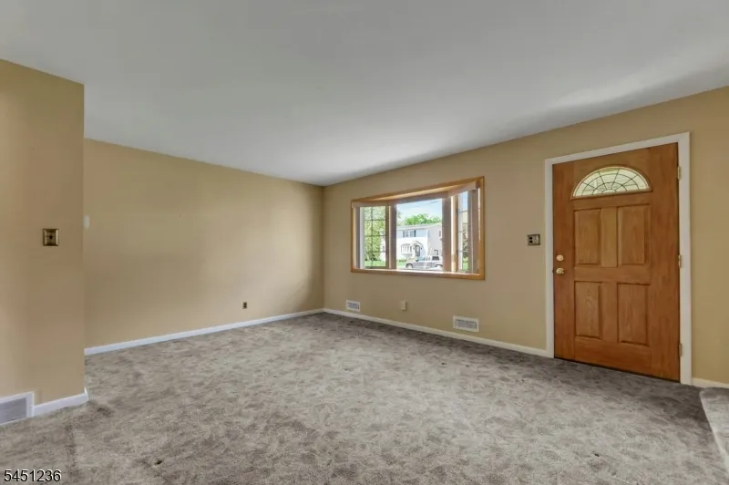77 High Clifton City, NJ 07014