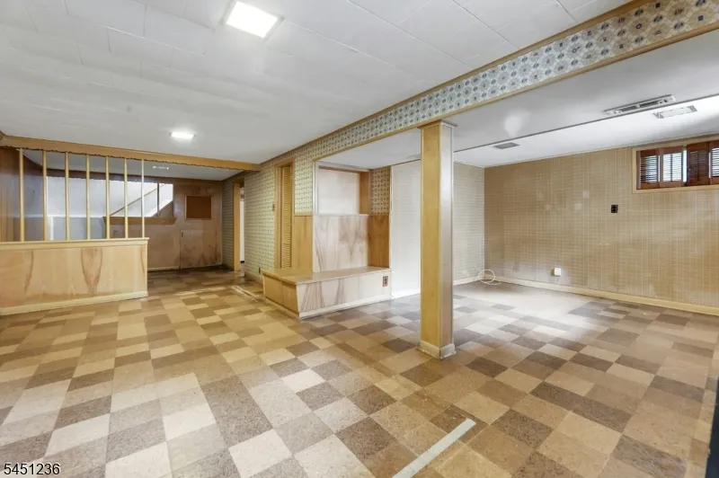 77 High Clifton City, NJ 07014