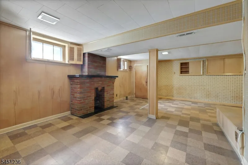 77 High Clifton City, NJ 07014