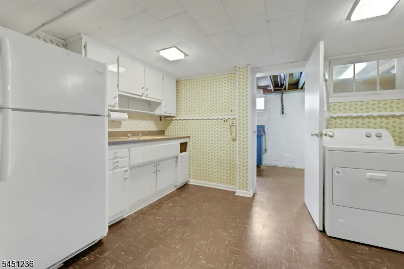 77 High Clifton City, NJ 07014