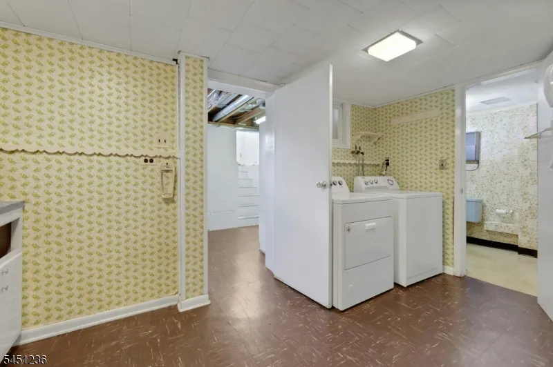 77 High Clifton City, NJ 07014