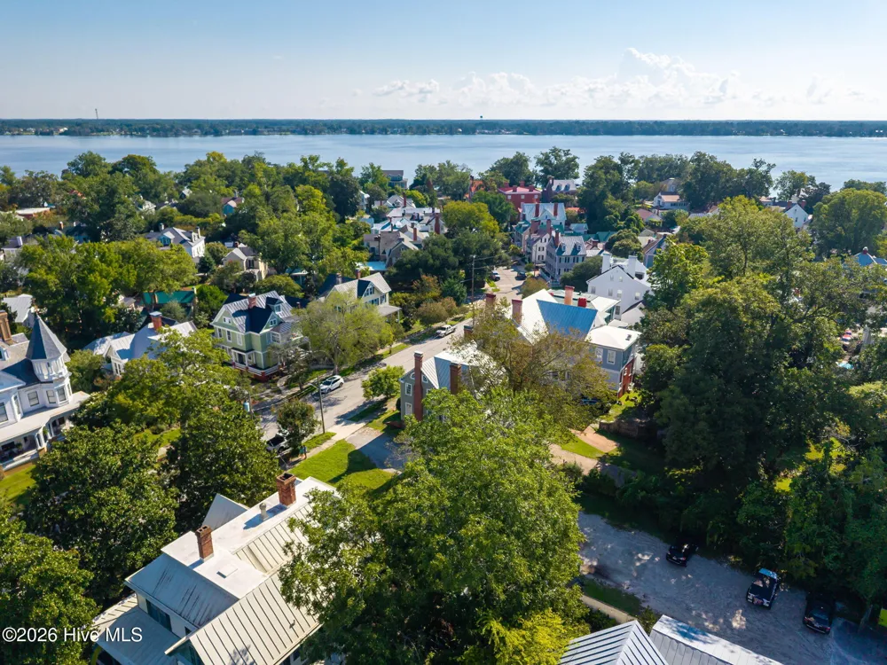 311 Johnson Street New Bern, NC 28560