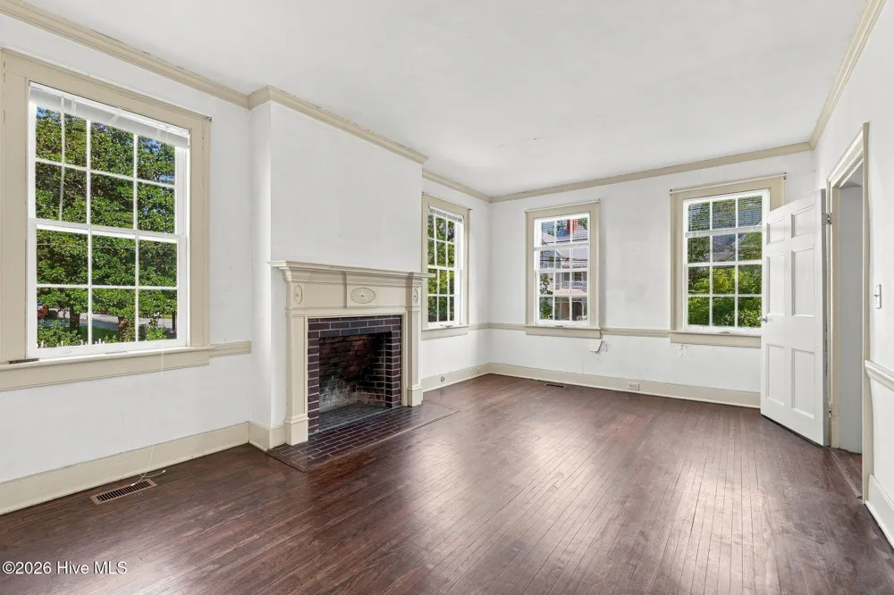 311 Johnson Street New Bern, NC 28560