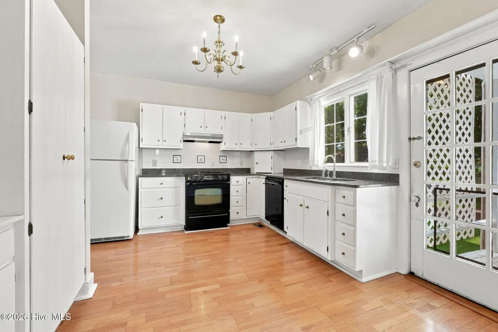 311 Johnson Street New Bern, NC 28560