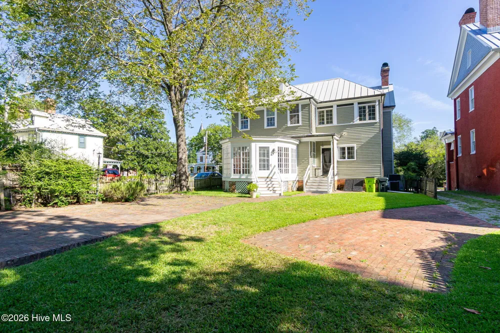 311 Johnson Street New Bern, NC 28560