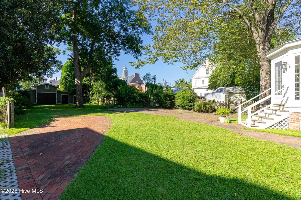 311 Johnson Street New Bern, NC 28560