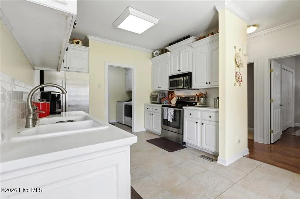 202 Mossburg Drive Goldsboro, NC 27530