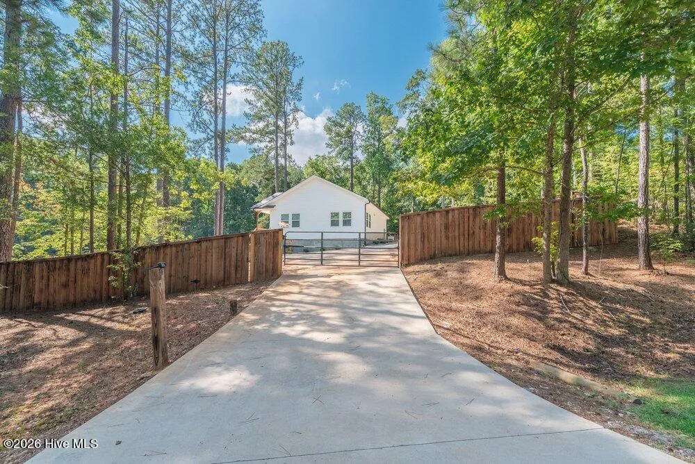 1597 Mercier Road Lincolnton, GA 30817