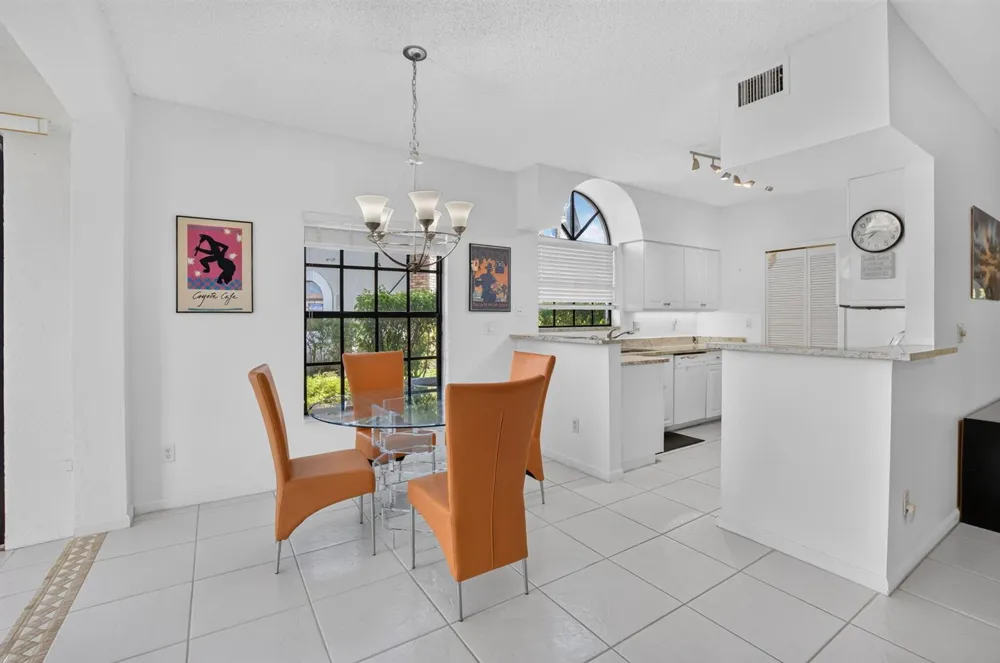 8065 Aberdeen Drive #102 Boynton Beach, FL 33472