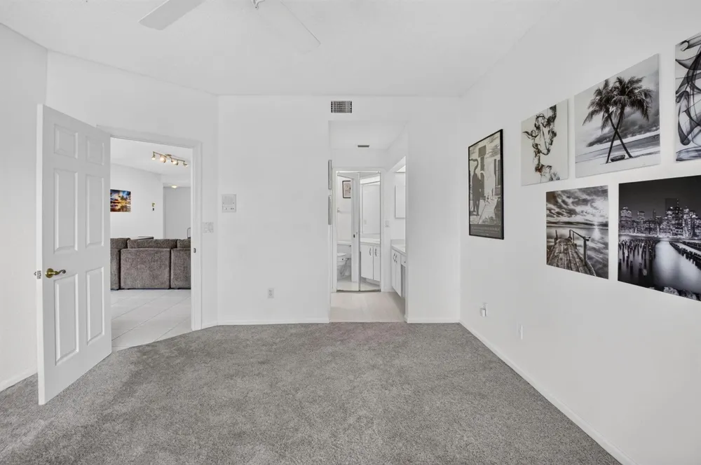 8065 Aberdeen Drive #102 Boynton Beach, FL 33472