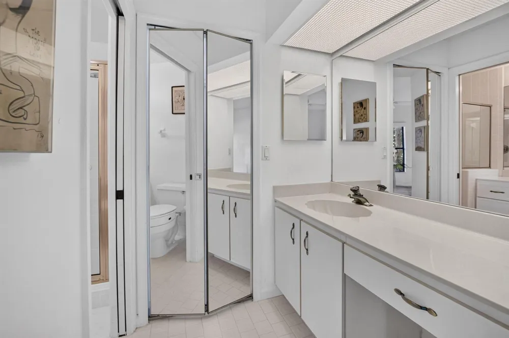 8065 Aberdeen Drive #102 Boynton Beach, FL 33472