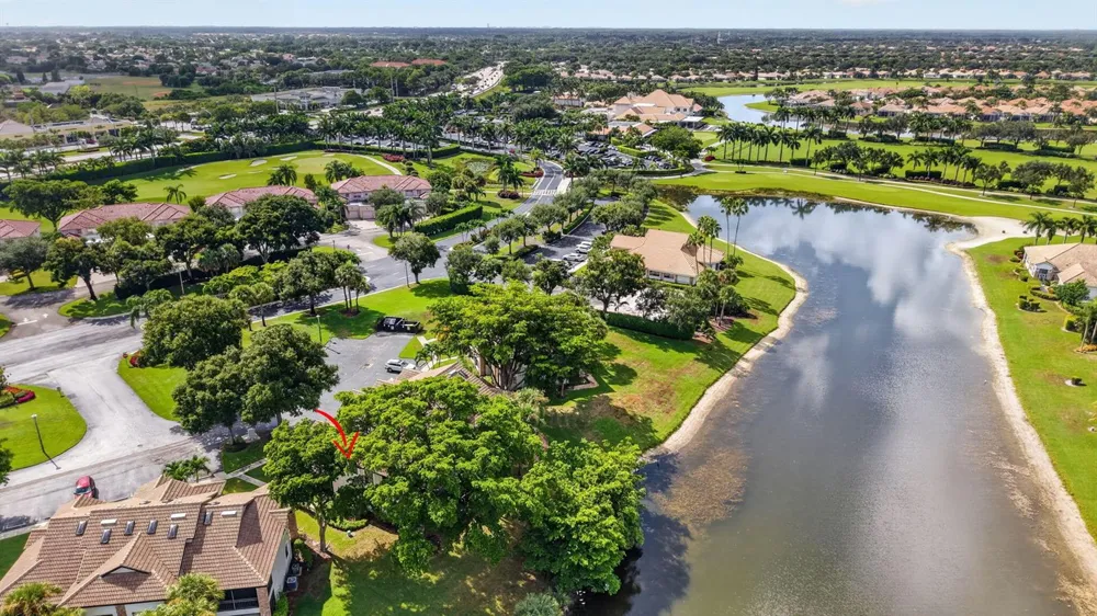 8065 Aberdeen Drive #102 Boynton Beach, FL 33472