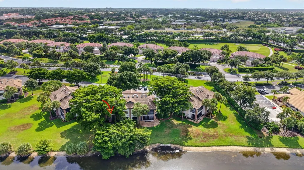 8065 Aberdeen Drive #102 Boynton Beach, FL 33472