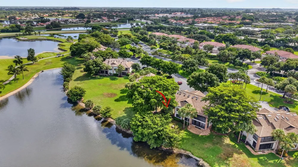 8065 Aberdeen Drive #102 Boynton Beach, FL 33472