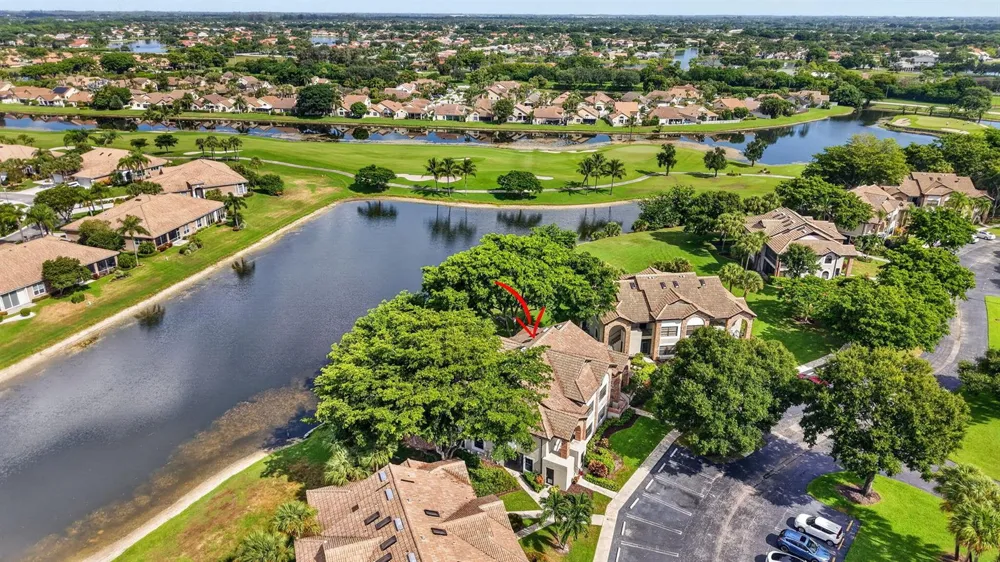 8065 Aberdeen Drive #102 Boynton Beach, FL 33472