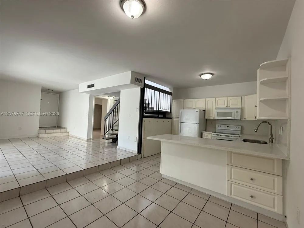746 NW 105th Pl #A6 Miami, FL 33172