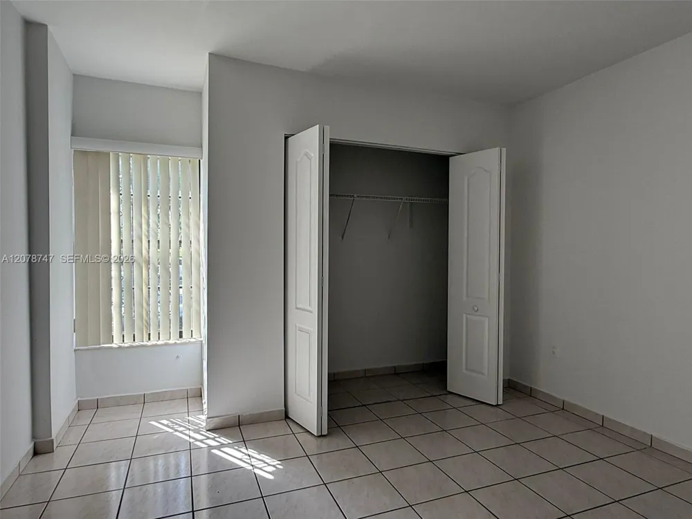 746 NW 105th Pl #A6 Miami, FL 33172