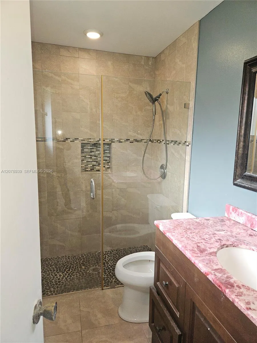 10634 SW 75th Ln Miami, FL 33173