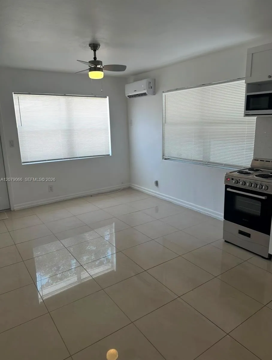 2024 NE 26th St #3 Wilton Manors, FL 33305