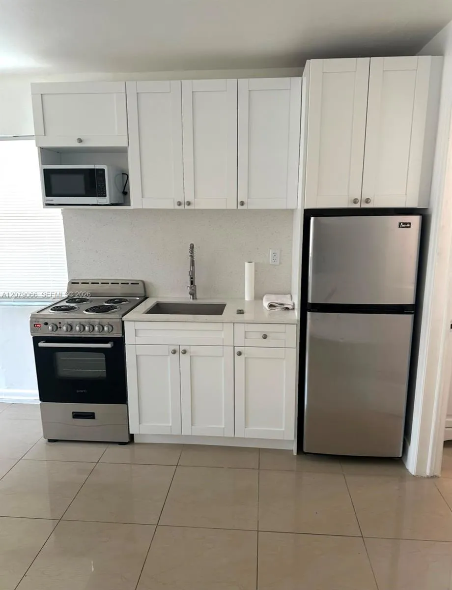 2024 NE 26th St #3 Wilton Manors, FL 33305