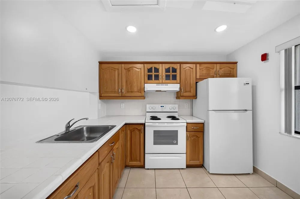7670 SW 152nd Ave #1-207 Miami, FL 33193